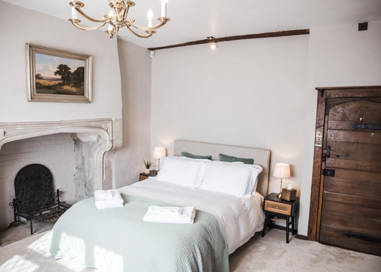 Вилла Taylour House - Edenbridge, Sleeps 10, Historic, Unique Yet Modern Экстерьер фото